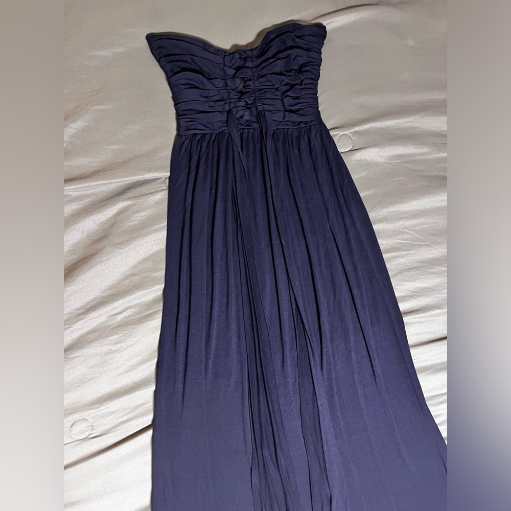 🌹 Navy strapless maxi dress with ruched detail jersey material size small